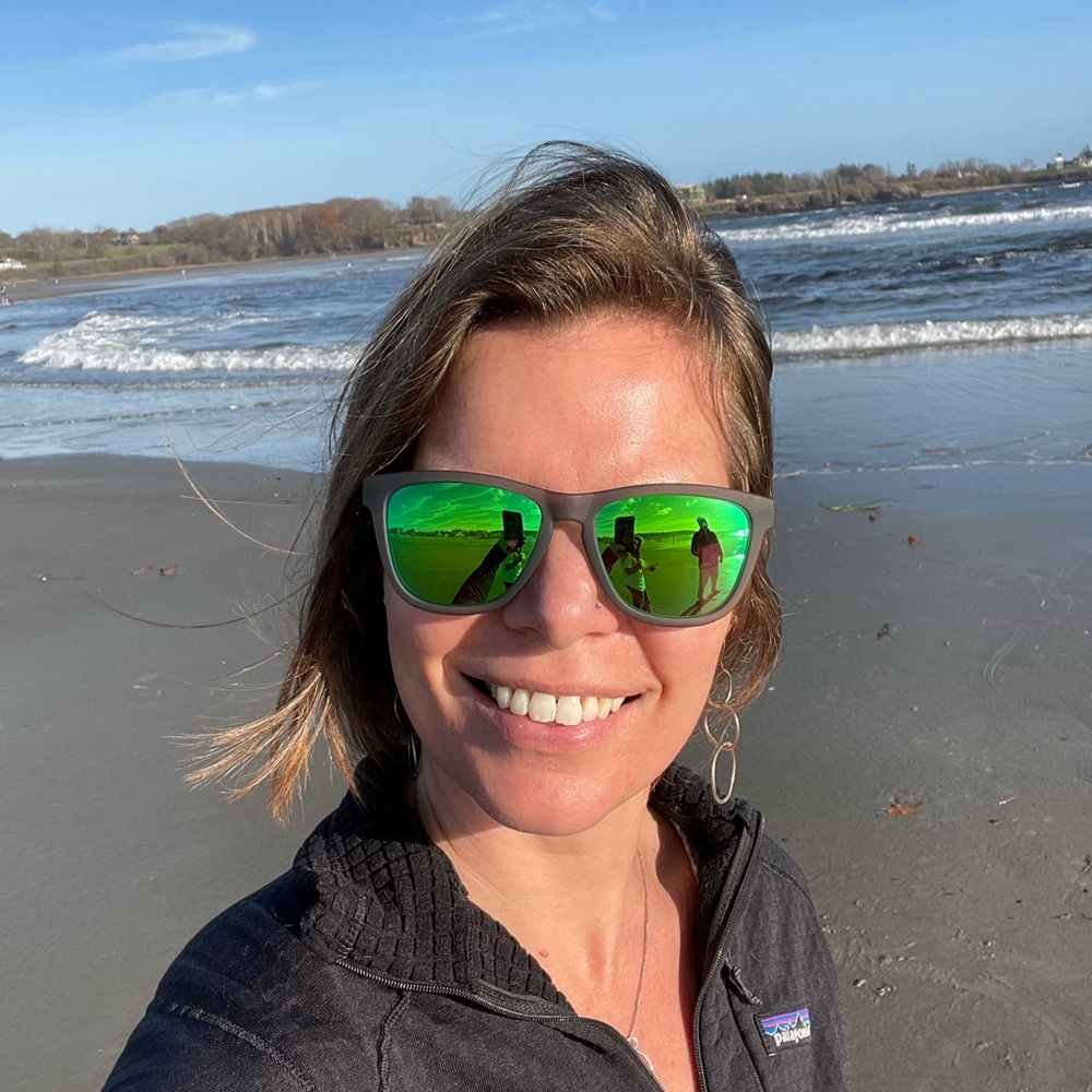 Meet your Posher, Caitlin